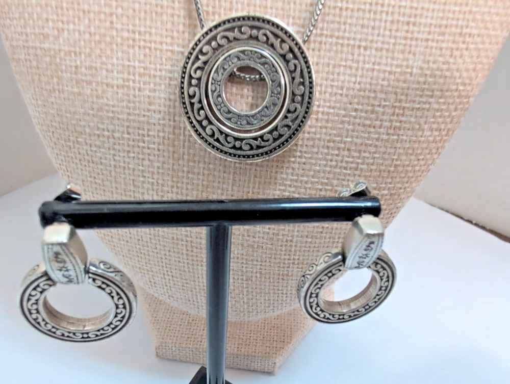 Brighton Central Park Dble Disk Necklace Round Etched Medallion Pendant Earrings